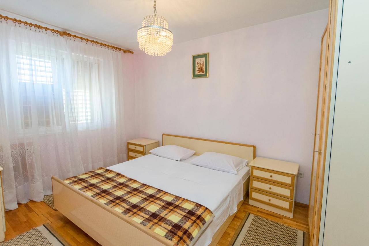 Apartment Smiljan Primošten Εξωτερικό φωτογραφία