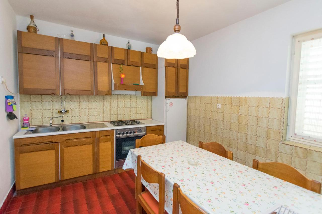 Apartment Smiljan Primošten Εξωτερικό φωτογραφία